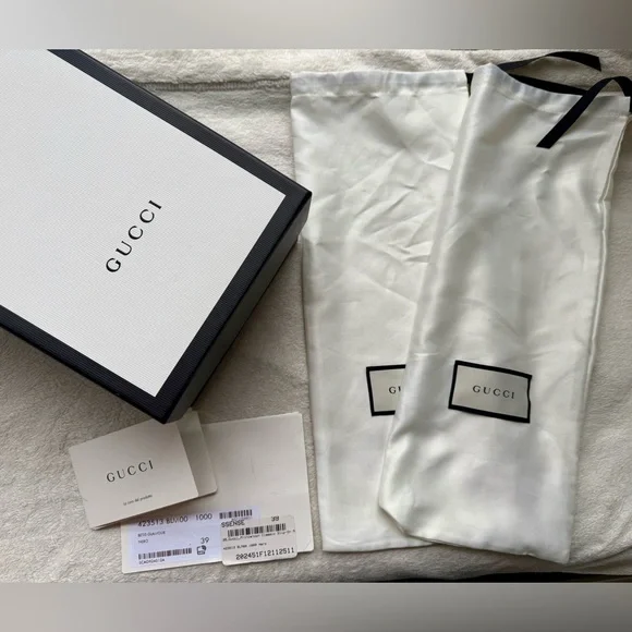 Gucci Women's Black Leather Loafers - Picture 4 of 9